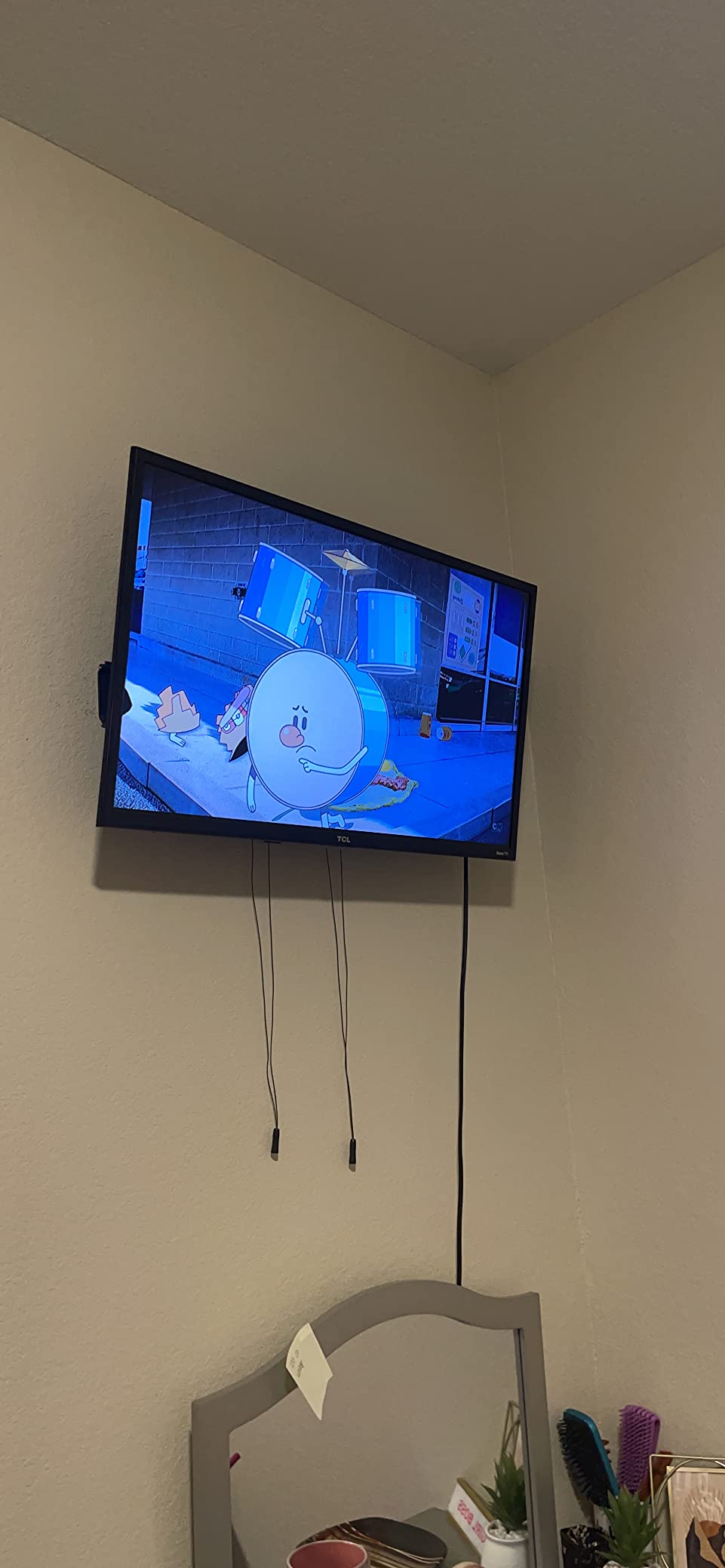 7/mo Finance Amazon Basics Full Motion ArticulatingArm TV Wall