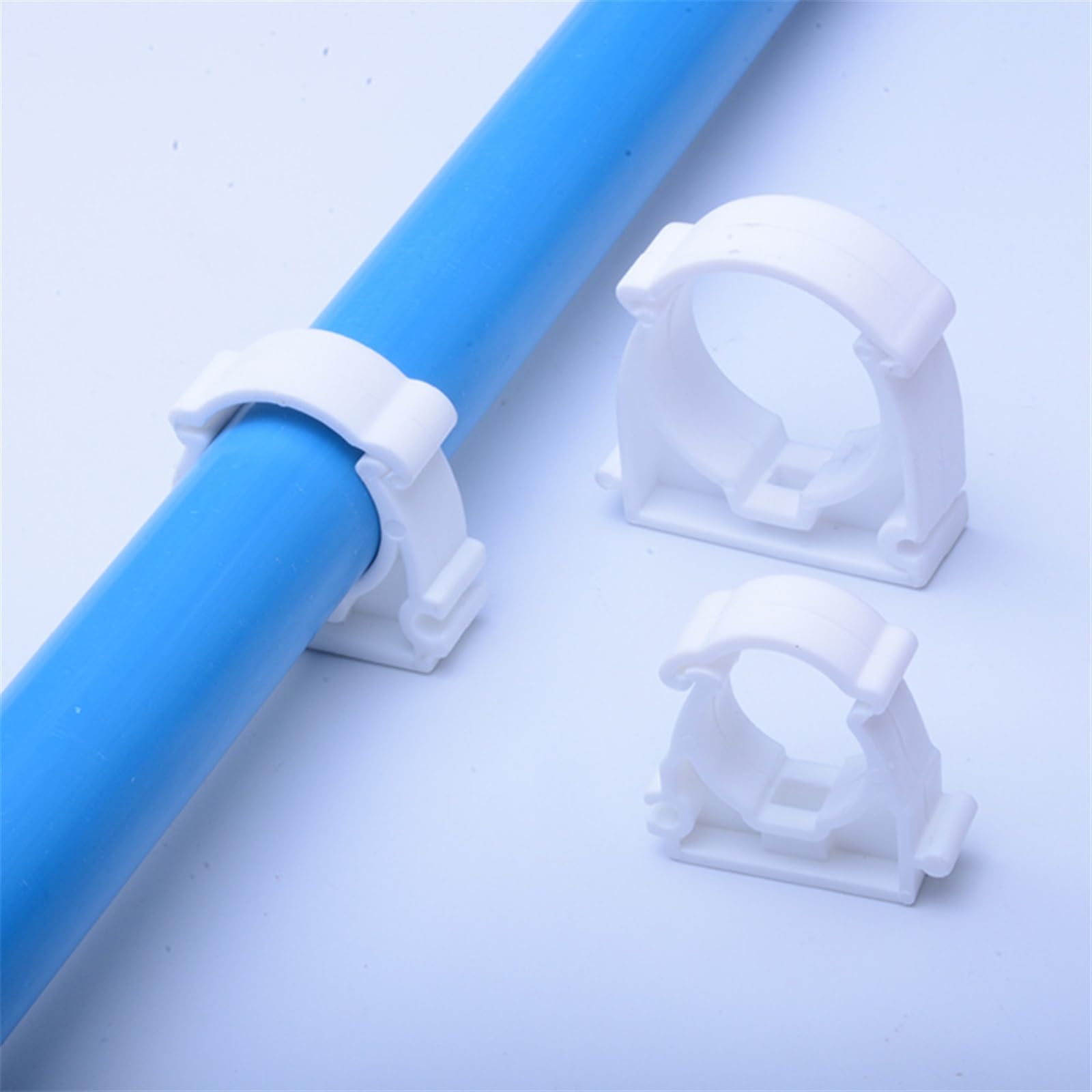 Lot de 10 colliers de serrage en U en plastique blanc for tube de tuyau d'eau de diamètre 16 mm, 20 mm, 25 mm, 32 mm, 40 mm, 50 mm, 6,3 cm, 75 mm, 90 mm, 110 Connecteur de collier de serrage(50mm)