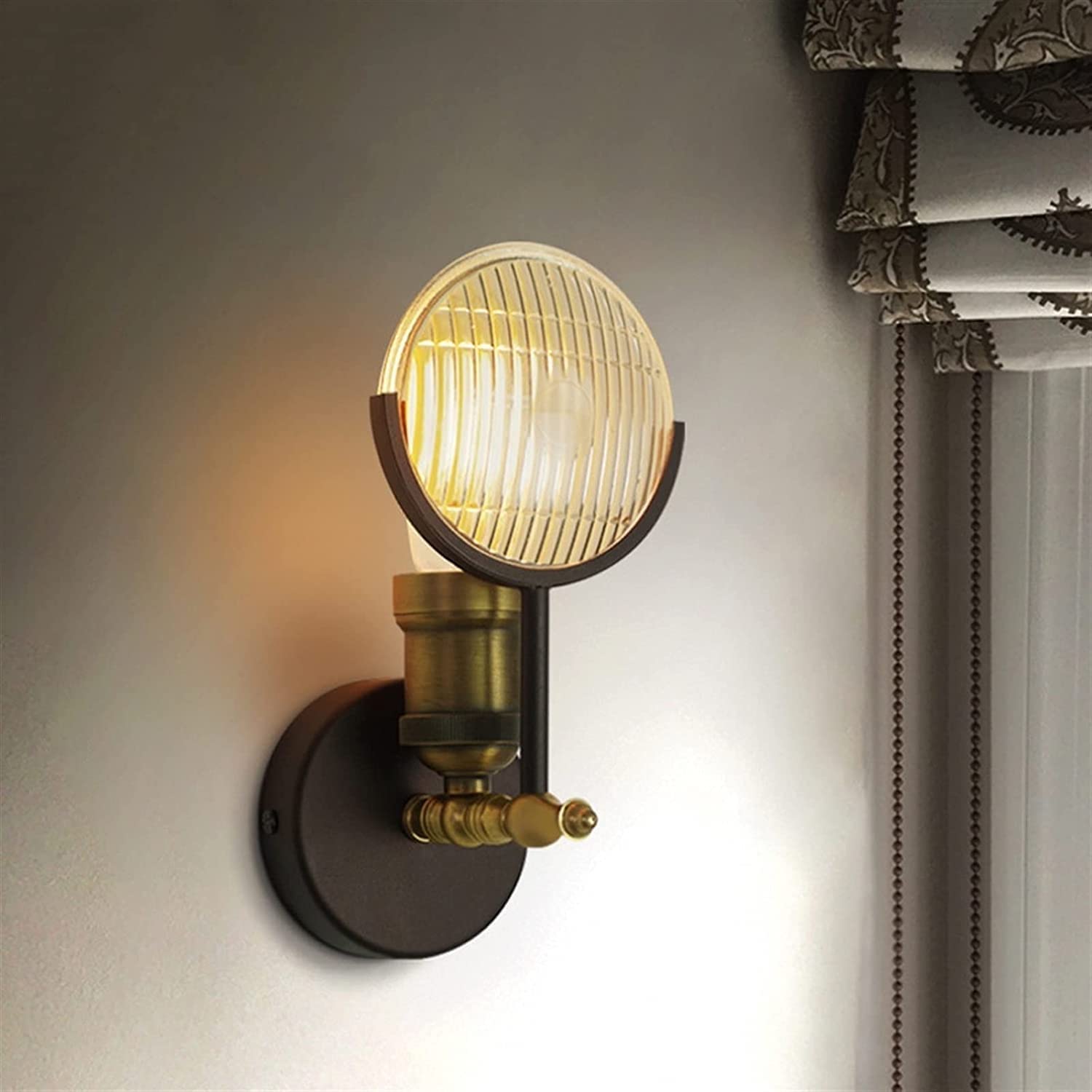SEMANHUA Elegant Nordic Brass Wall Light - Minimalist Indoor Lighting Fixture for Homes