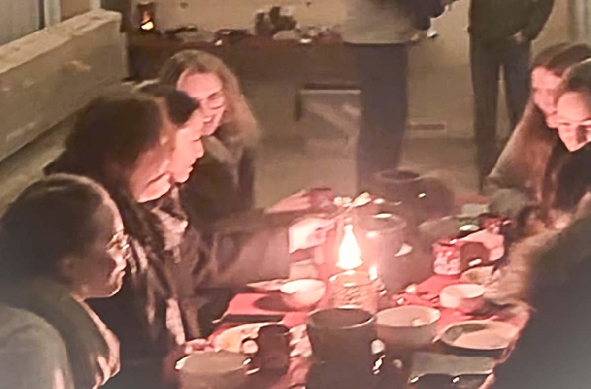 JOCHEN SCHWEIZER Geschenkgutschein: Schokofondue mit Alpaka Erlebnis in der Eifel