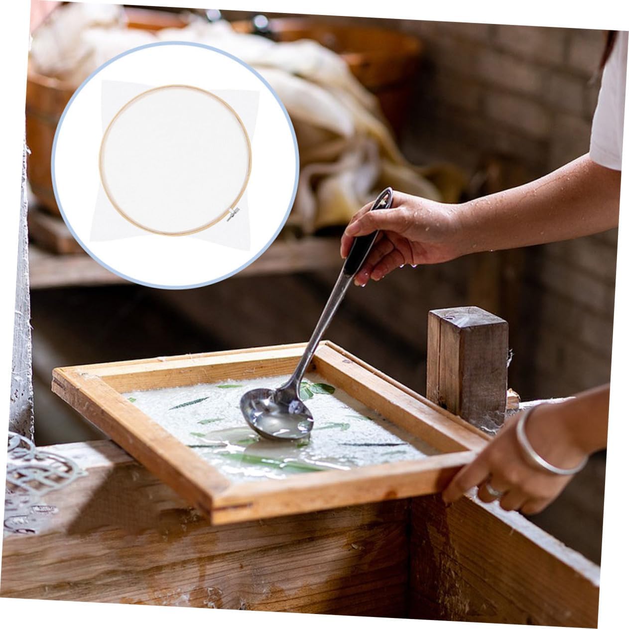 ORFOFE 2pcs Wooden Paper Making Frame Round Mesh Screen for Paper Crafting Supplies Kit