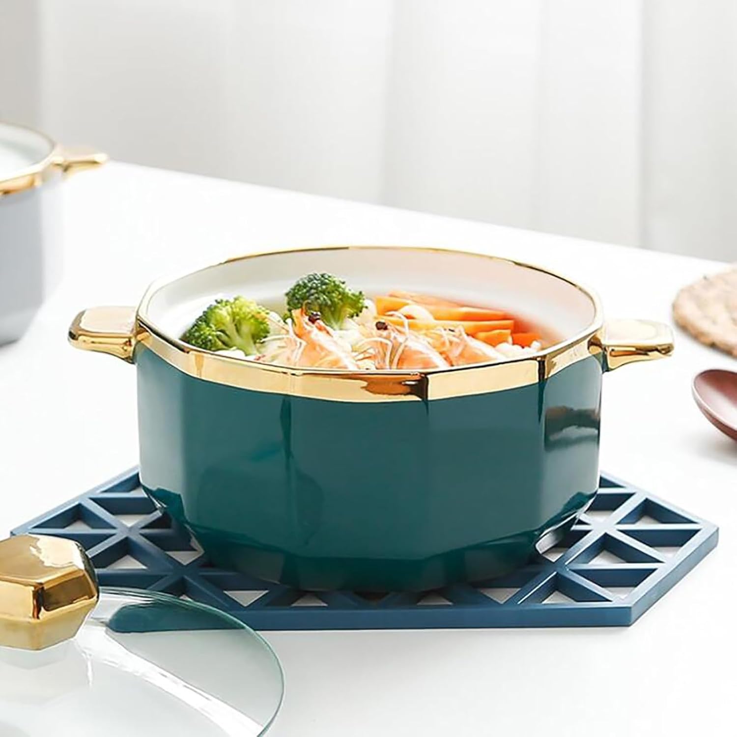 Round Soup Tureen with Glass Lid Ceramic Serving Soup Bowl, Porcelain Serving Tureen for Restaurant Home Kitchen Decoration, Microwave and Dishwasher Safe, Porcelain(A)
