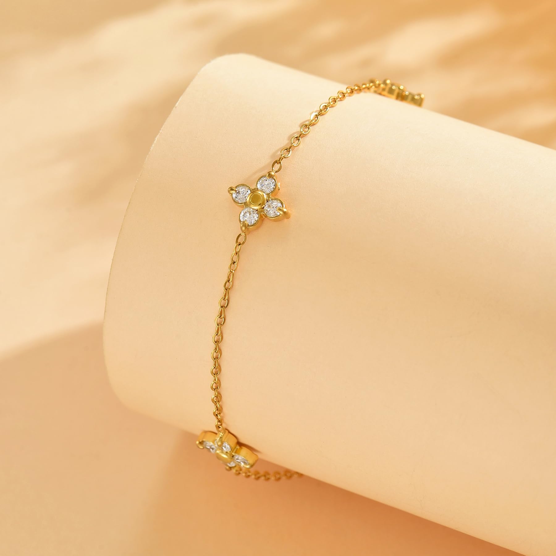 Tobilleras de diamantes chapados en oro de 18 quilates para mujer, impermeables, con circonita cúbica, cadena de eslabones de lazo, tobilleras no se deslustran para el verano y la playa 5