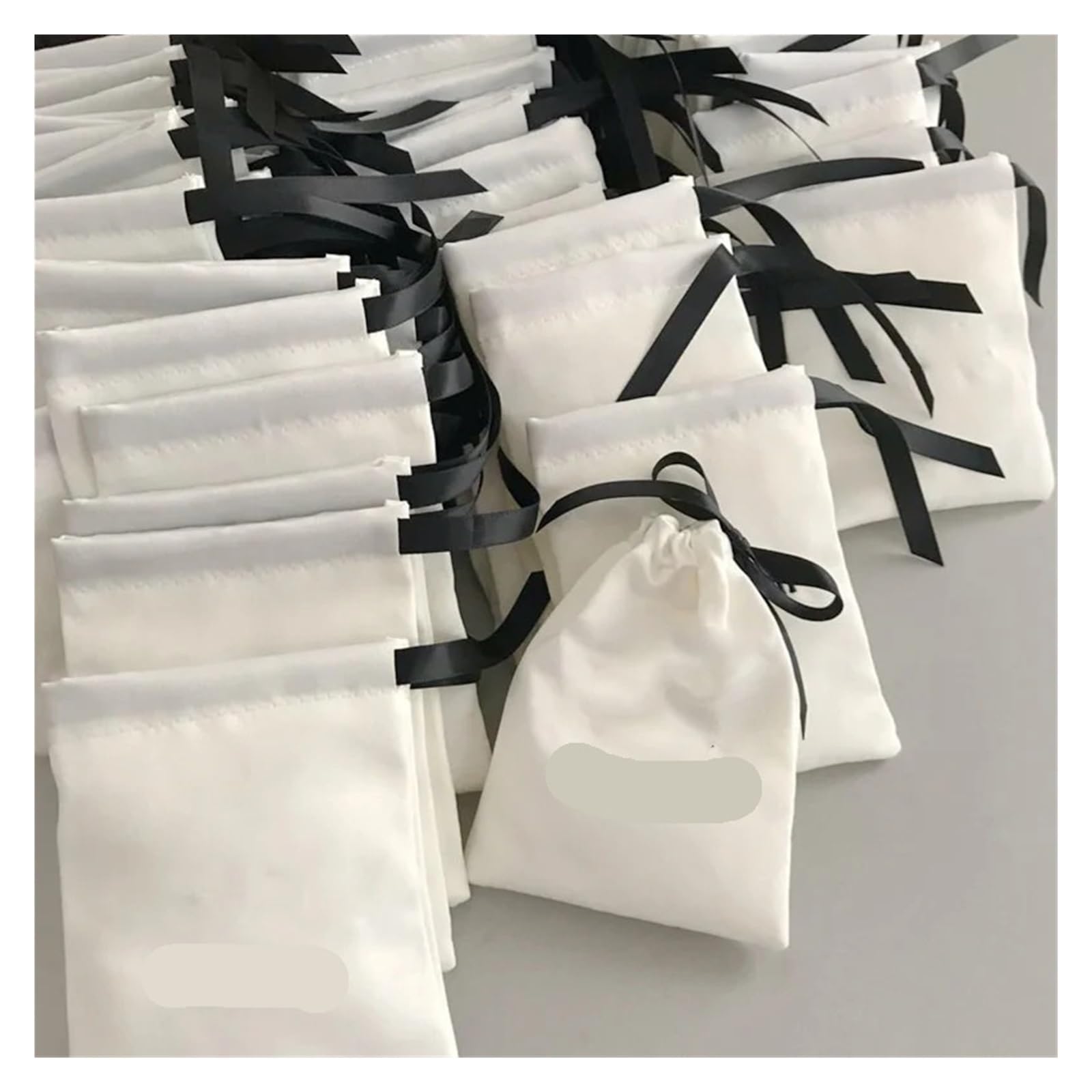 Satin Verpackungsbeutel Satin-Schmuckverpackungsbeutel, Seiden-Beutel Mit Kordelzug, Party-Süßigkeit, Geschenk, Kosmetik, Party-Armband, Perle, Luxusbeutel, Individuell Bedrucktes Logo(8x10cm)