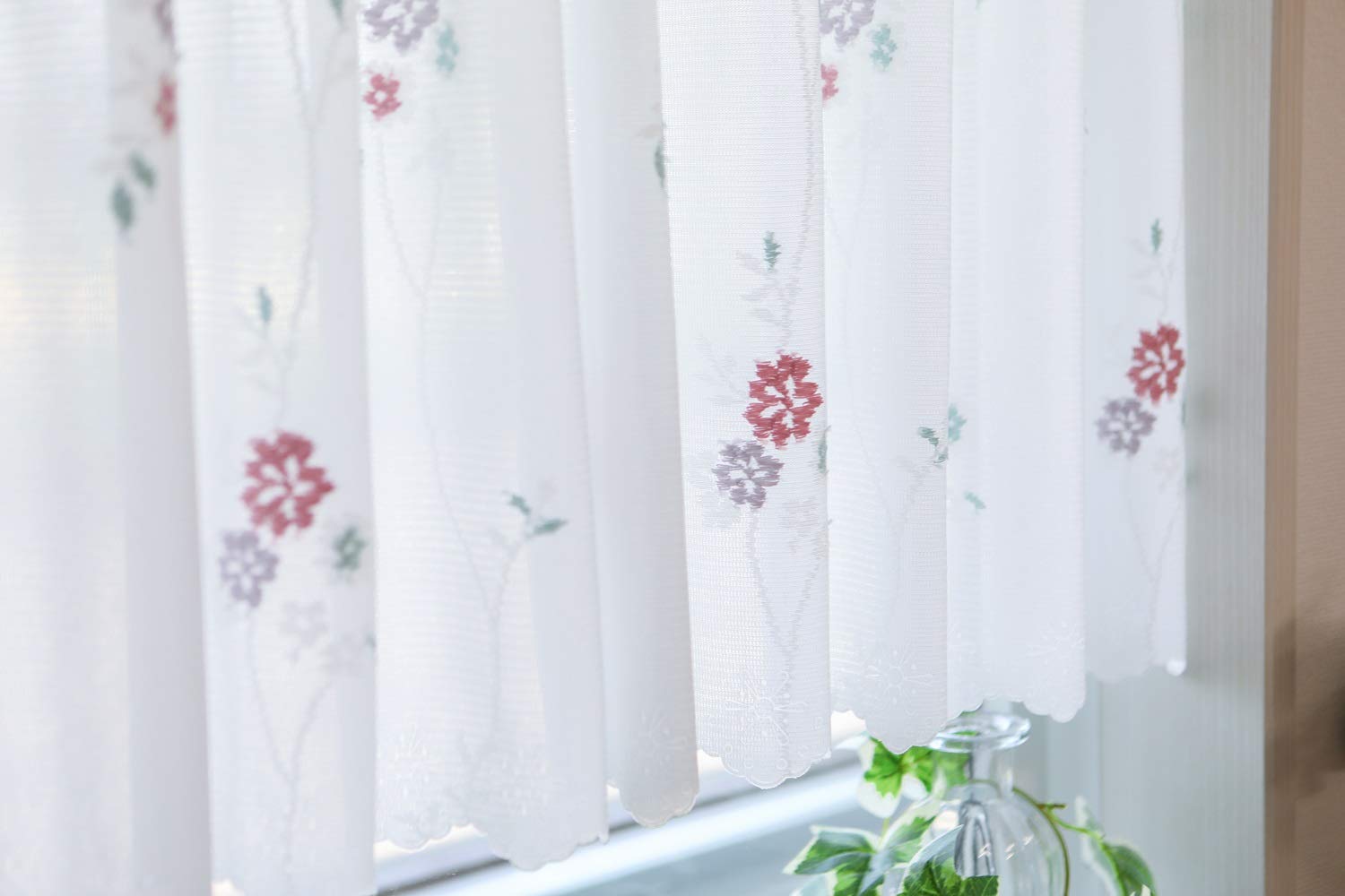 Amazon｜カフェカーテン ミラーレース 目隠し 幅 142cm 小窓用 16