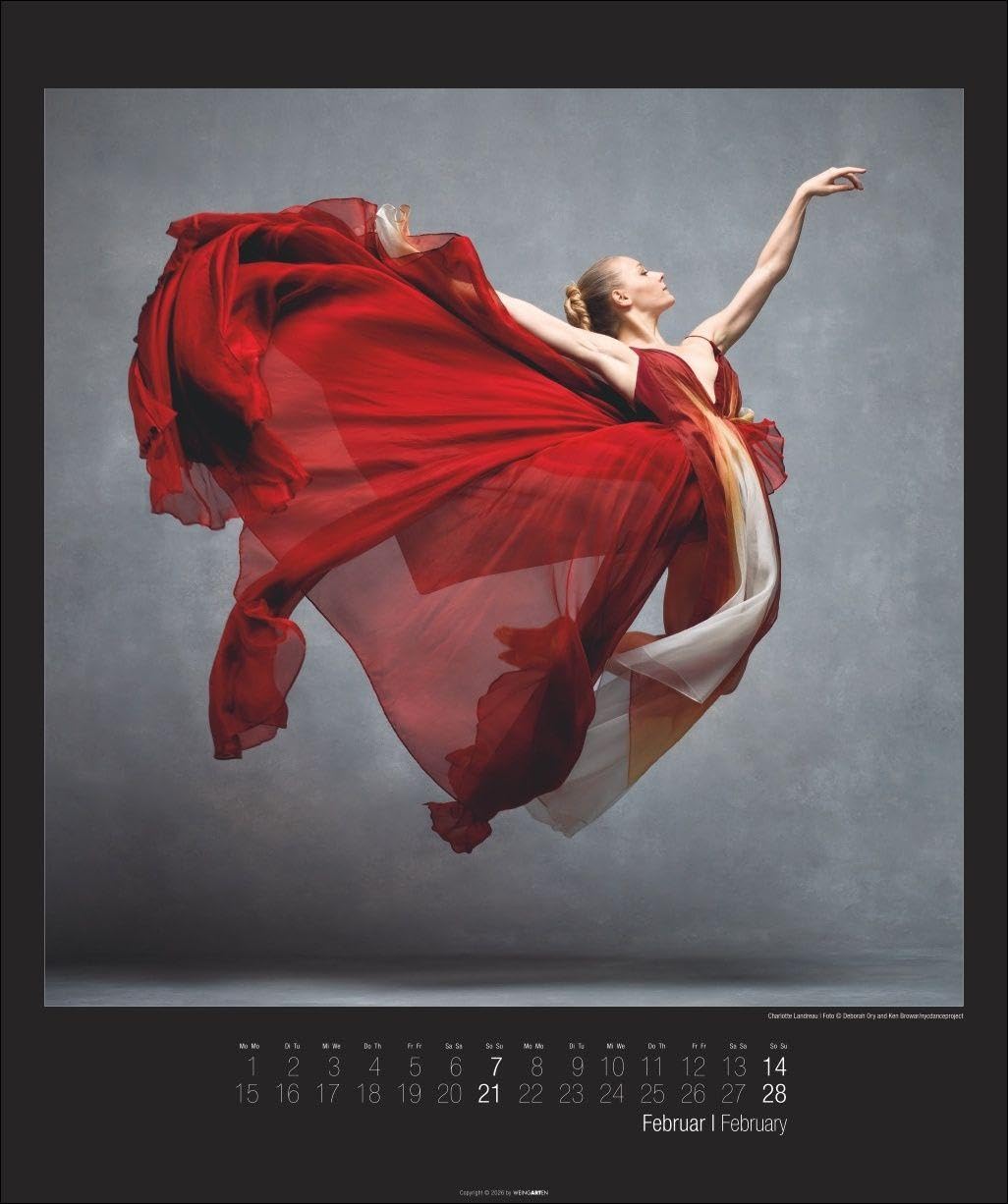 The Art of Movement Kalender 2027: Kunst und Mode vereint in faszinierenden Tanz-Bildern, die Anmut und Haute Couture verbinden. Großer Wandkalender im Hochformat 46 x 55 cm