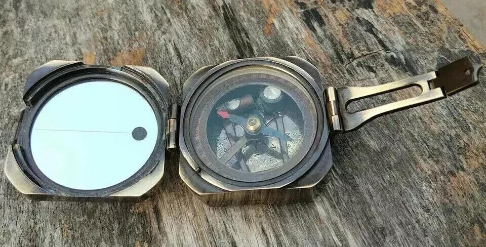 Vintage Brass Military Compass con lente plegable y reloj de sol, para senderismo, camping, navegación y coleccionistas miniatura 5