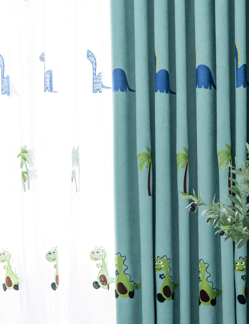 Lactraum Gardine Kinderzimmer Babyzimmer Bestickt Dinosaurier Kokosnussbaum Voile mit Kräuselband 300 x 245 cm (BxH)