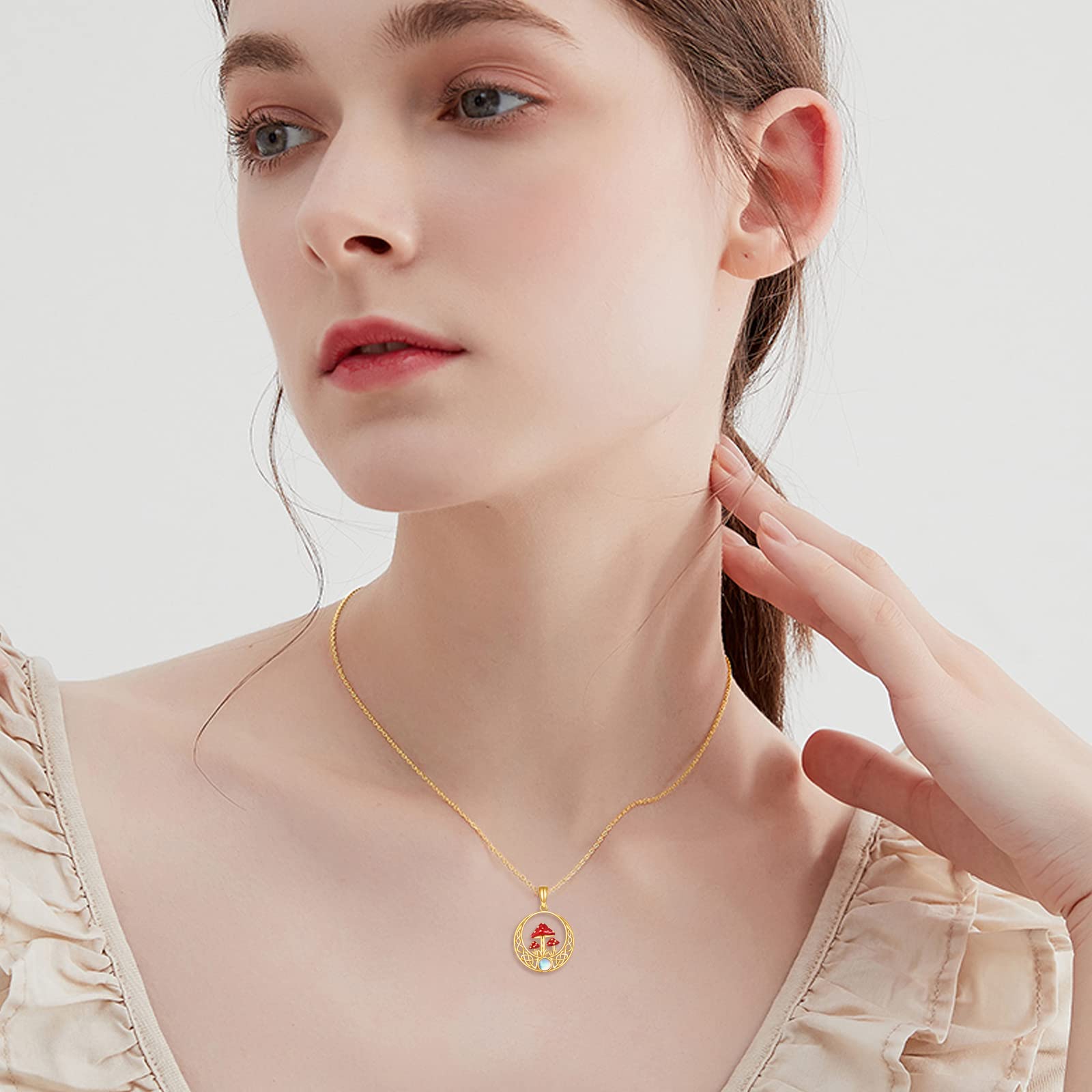 14K Gold Moonstone Naszyjnik dla kobiet Celtic Węzeł wisior grzyb
