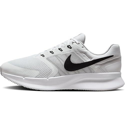 Nike Men's Run Swift 3 Road Running Shoes