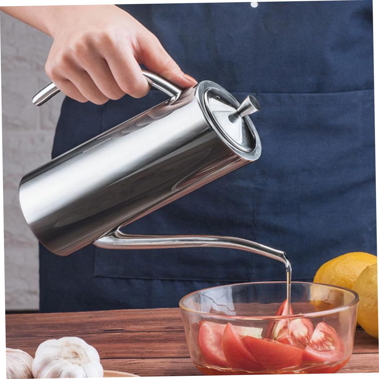 UKCOCO Dispensador de Aceite de Acero Inoxidable Botella Antigoteo con Tapa Control Preciso de Líquidos para Cocina y Restaurante Contenedor Seguro para Vinagre y Salsa
