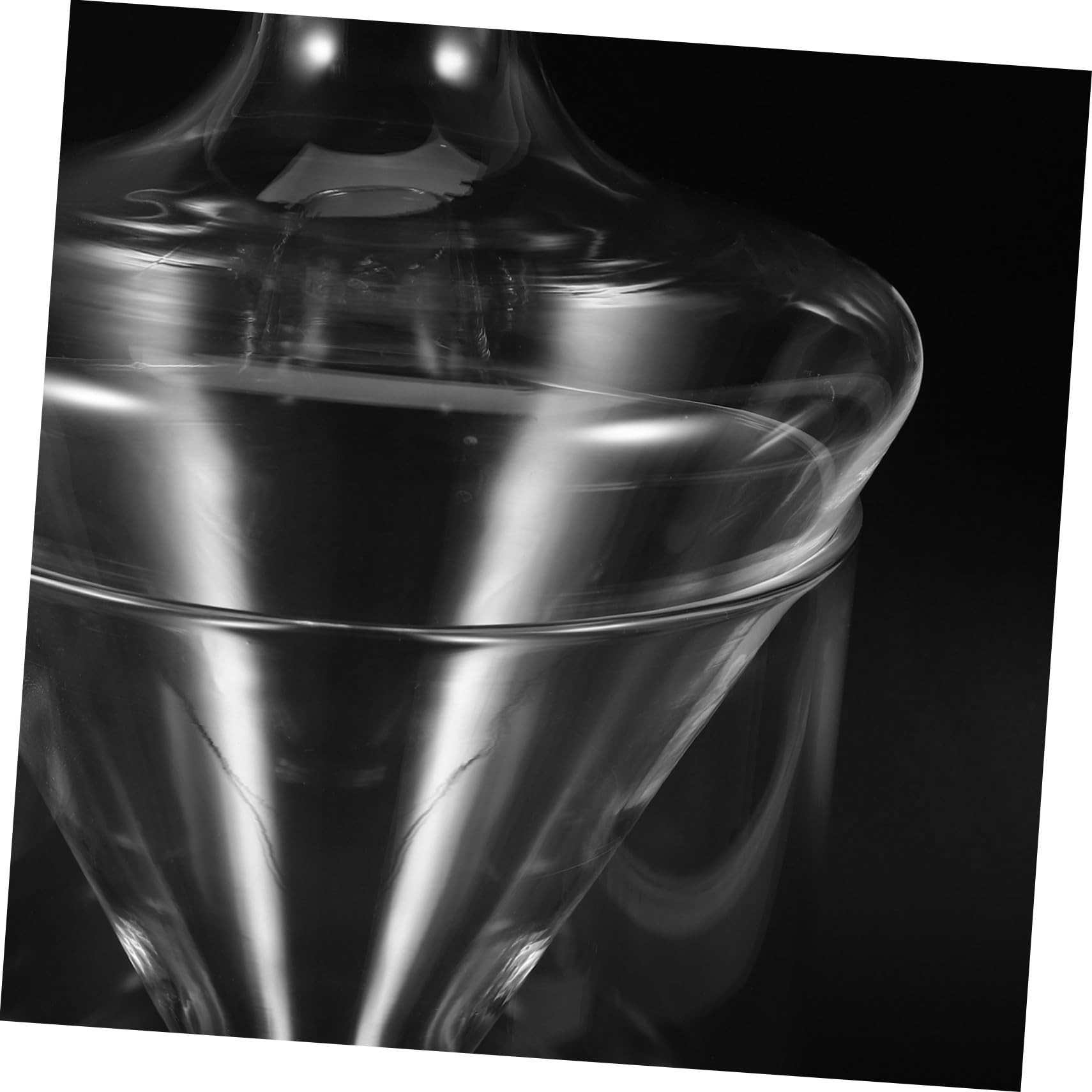 Decantador Diseño Clásico de Vidrio Transparente Inclinado para Vino | Cubo de Hielo Transparente, Acabado Fino y Forma Especial, Estilo Moderno y Elegante