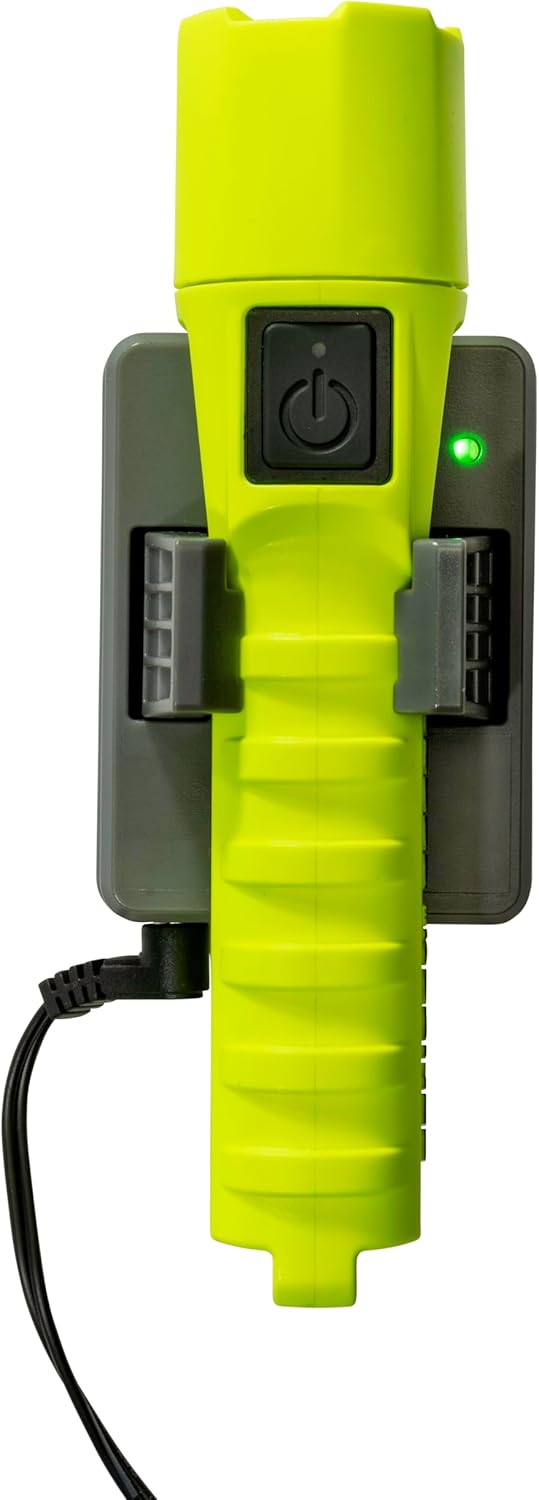 PELI 3335RZ0 Premium Professional LED Torch - IP67 Rated - 246 Lumens - Hi-Vis Yellow