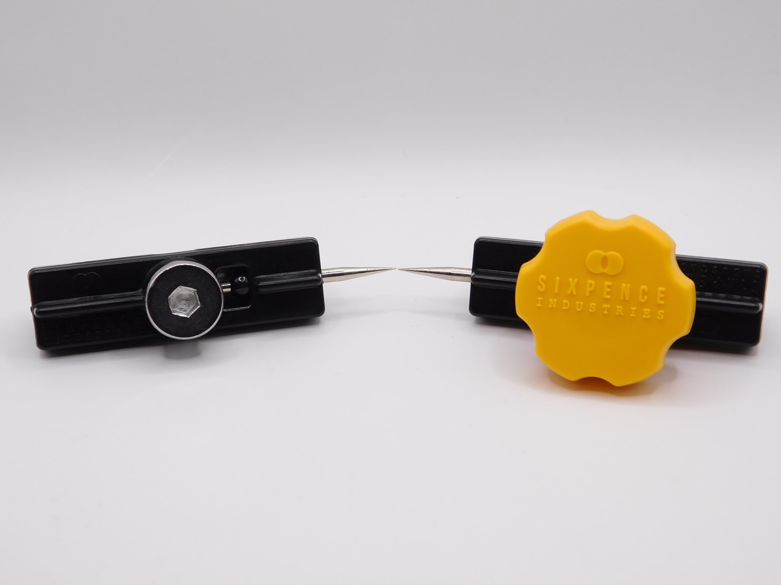 Rail Stay for Dewalt Rails, Yellow