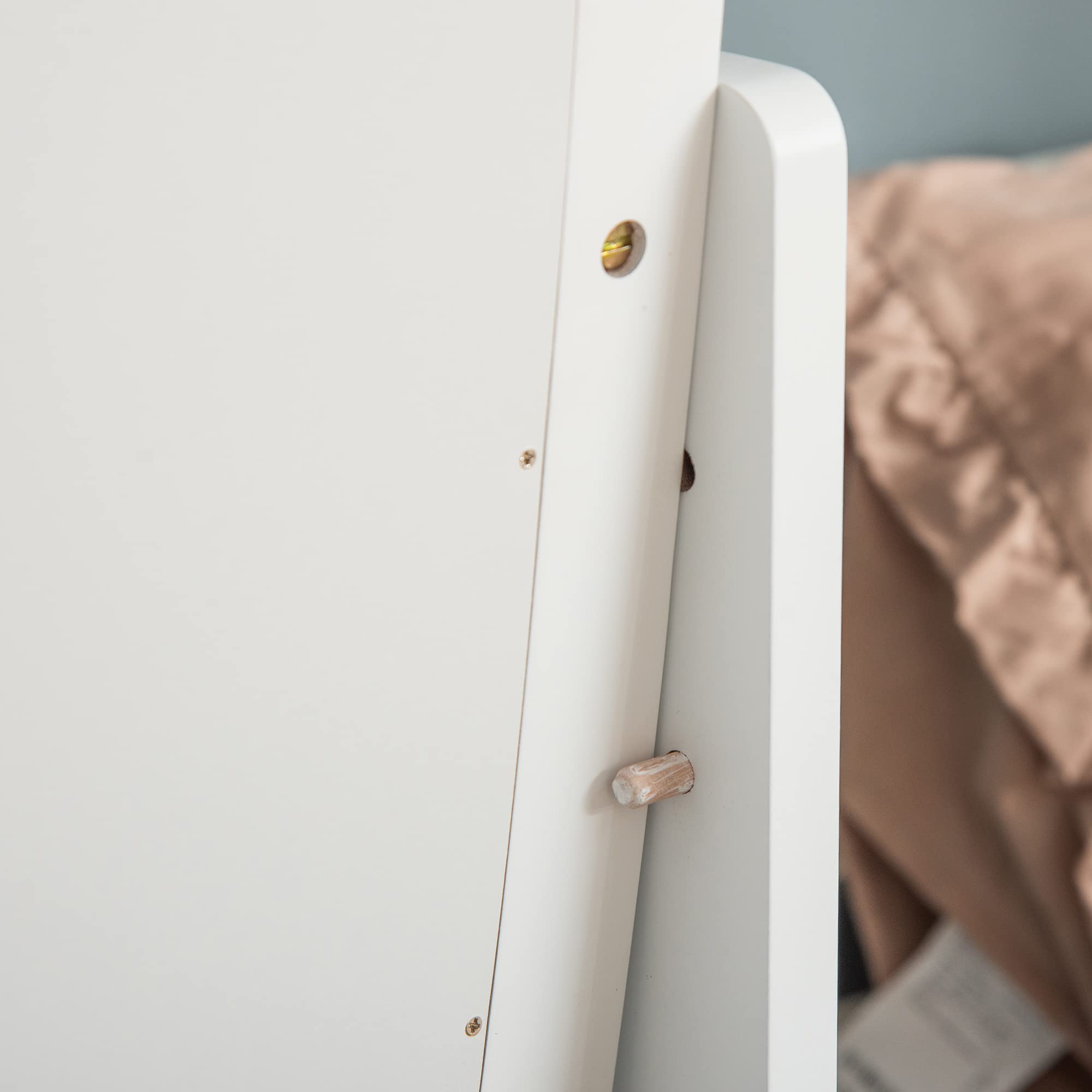 HOMCOM Specchio da Terra di Design, Specchio a Figura Intera con Inclinazione Regolabile, Autoportante, Cornice Ovale e Piedini in Legno, 147x46 cm, Bianco