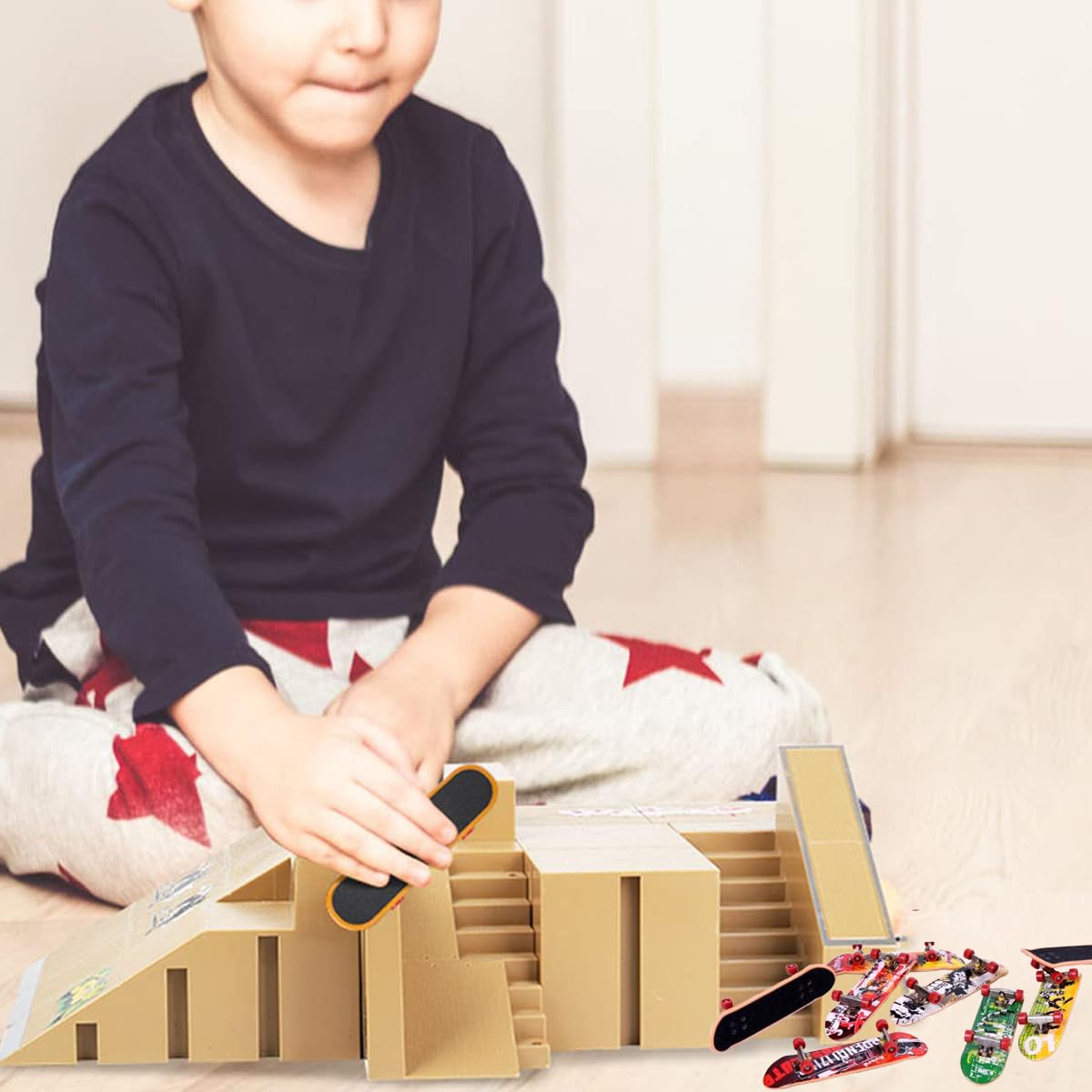 AstonAndia Mini Fingerboard Skateboard Toy for Kids, Random Colour 2