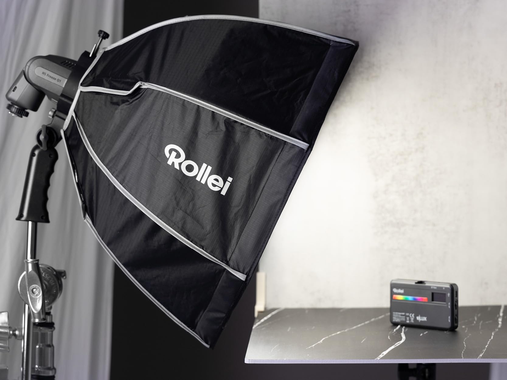 Rollei Softbox per flash a scatto, 50 cm, illuminazione perfetta, alta compatibilità, luce morbida, facile da montare, compatto e leggero, con diffusore e griglia