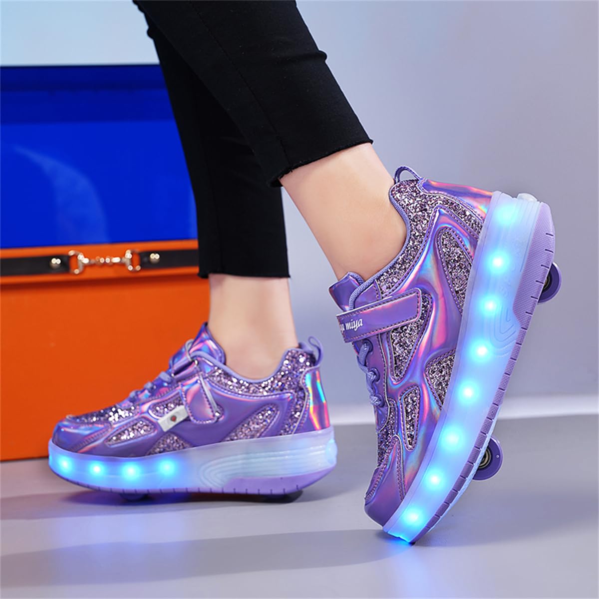 LED Luces Zapatos con Ruedas Dobles para Pequeños Niños y Niña Automática Calzado de Skateboarding Deportes de Exterior Patines en Línea Brillante Mutilsport Aire Libre y Deporte Gimnasia