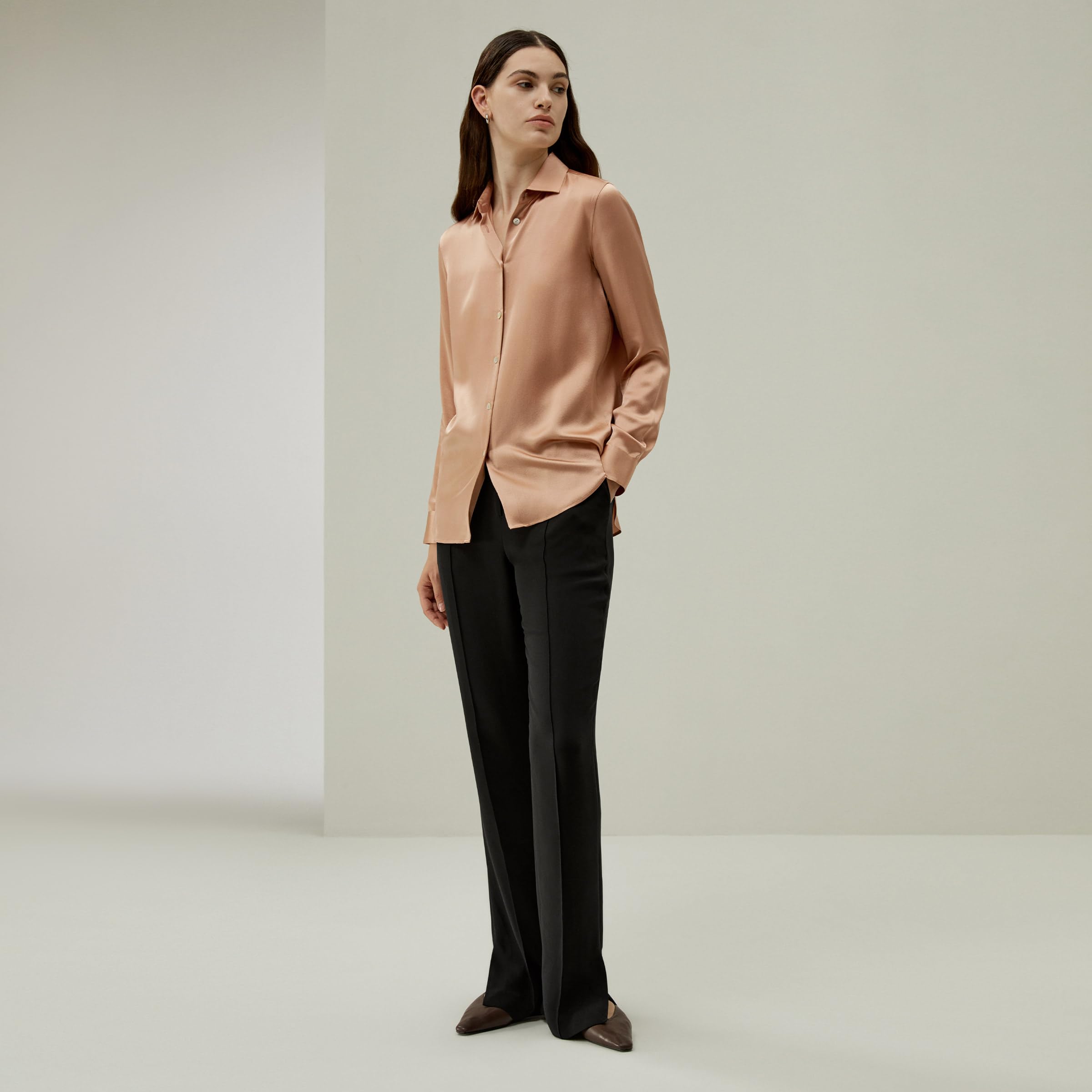 LilySilk Damen Reine Seidenbluse Klassische Maulbeerseiden Bluse mit Muschelknopfverschluss und Minimalistischer Knopfleiste für den Alltag