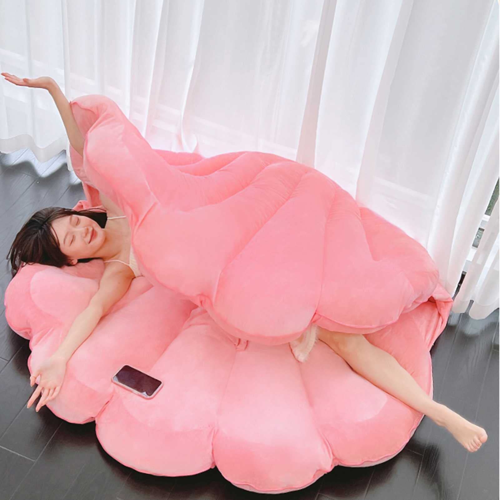 Amazon.com: ETULLE 3D Wearable Large Clam Shell Decorative Pillow