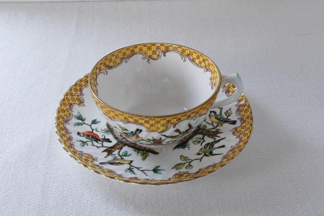 Amazon | フランスアンティーク サルグミンヌ カップ&ソーサー