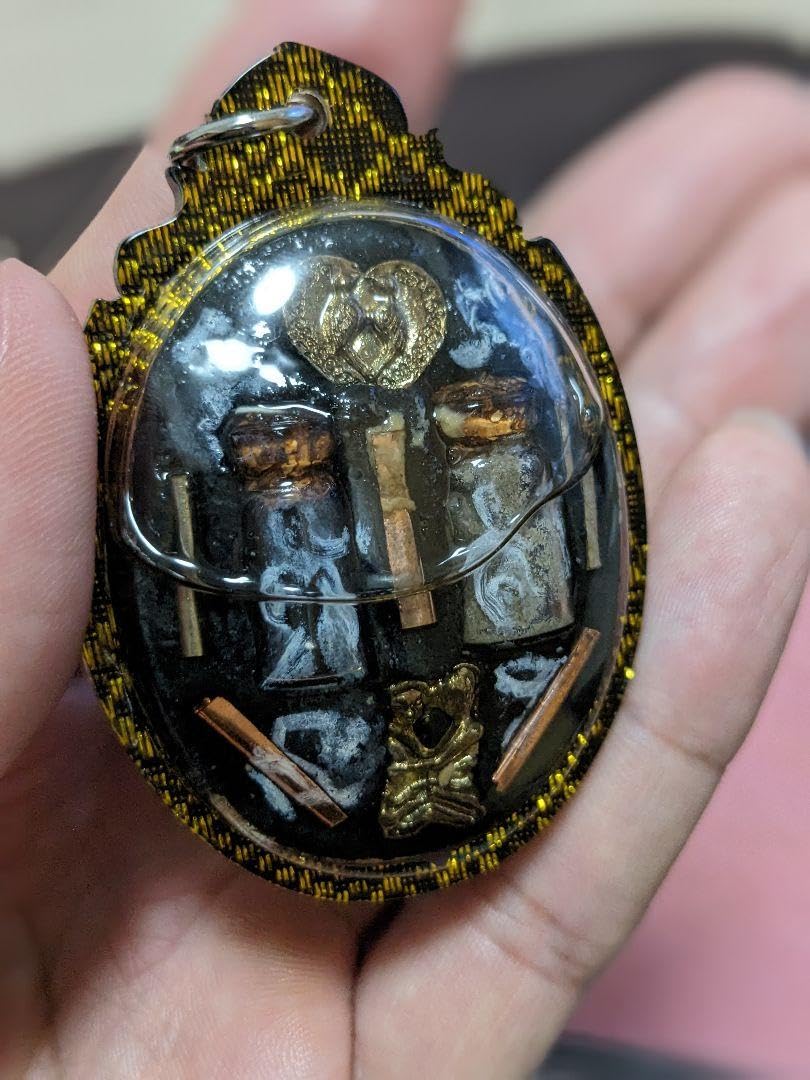 Amazon.co.jp: 妲己ちゃん タイのお守り プラクルアン九尾の狐高級専門