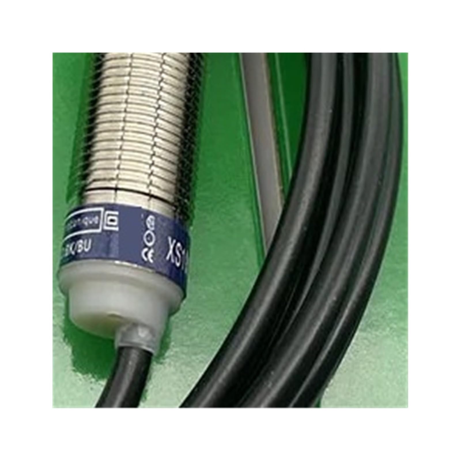 Commutateur XS630B4MBL2 robuste pour la détection de métaux lourds M30