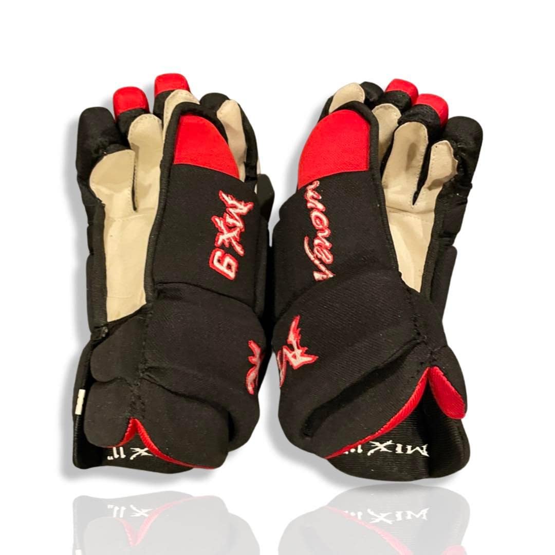 Jerry's Skating World Gloves 1110 (Fuchsia)