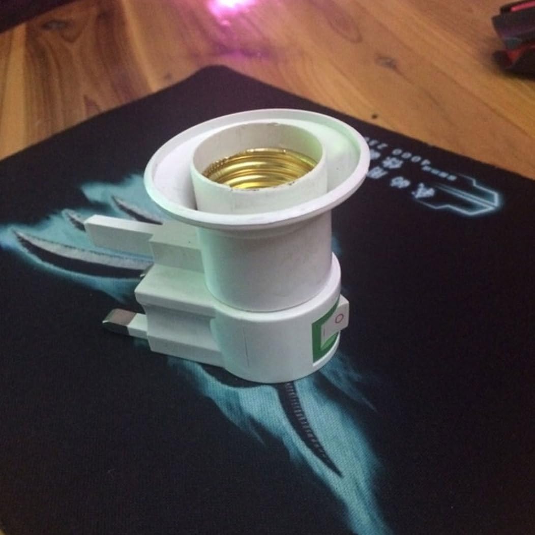 PineeseatileUK Plug E27 Wall Screw Base Light Bulb Lamp Socket Holder Adapter Converter Lamp Holder