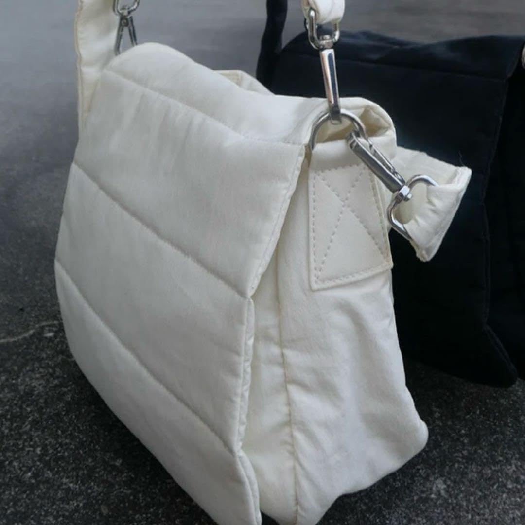 【新品・未使用】calinカラン　マザーズポーチバッグ アイボリー calin カラン マザーズバッグ 白 未使用 quilting mothers pouch bag