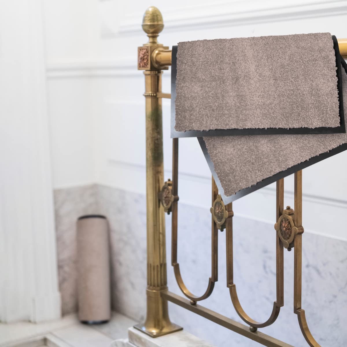 Studio M CLASSIC PRO Schmutzfangmatte Innen 90x150 cm, Rutschfeste Fußmatte für Innenbereich, Türmatte in vielen Größen, Sauberlaufmatte, Fußabtreter für Haustür Innen, Beige