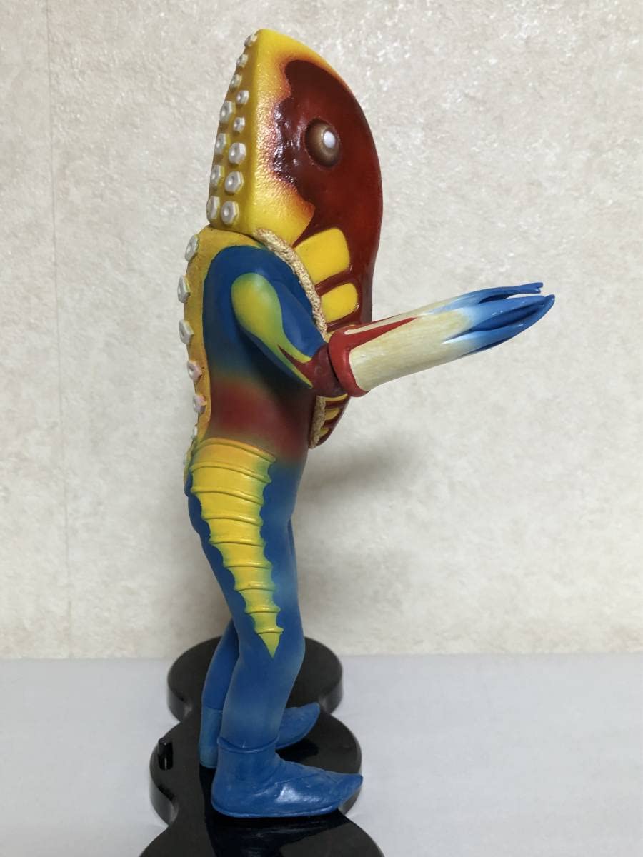 バンダイ　ウルトラ怪獣シリーズ　メトロン星人 Amazon.co.jp: ウルトラ怪獣シリーズEX メトロン星人 : おもちゃ