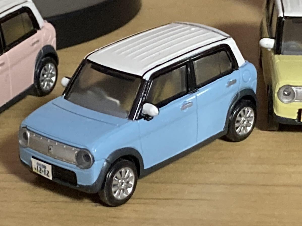 ラパン33出品 Amazon.co.jp: 164 スズキ HE33S ラパンX ミニカー インテリア塗装済み