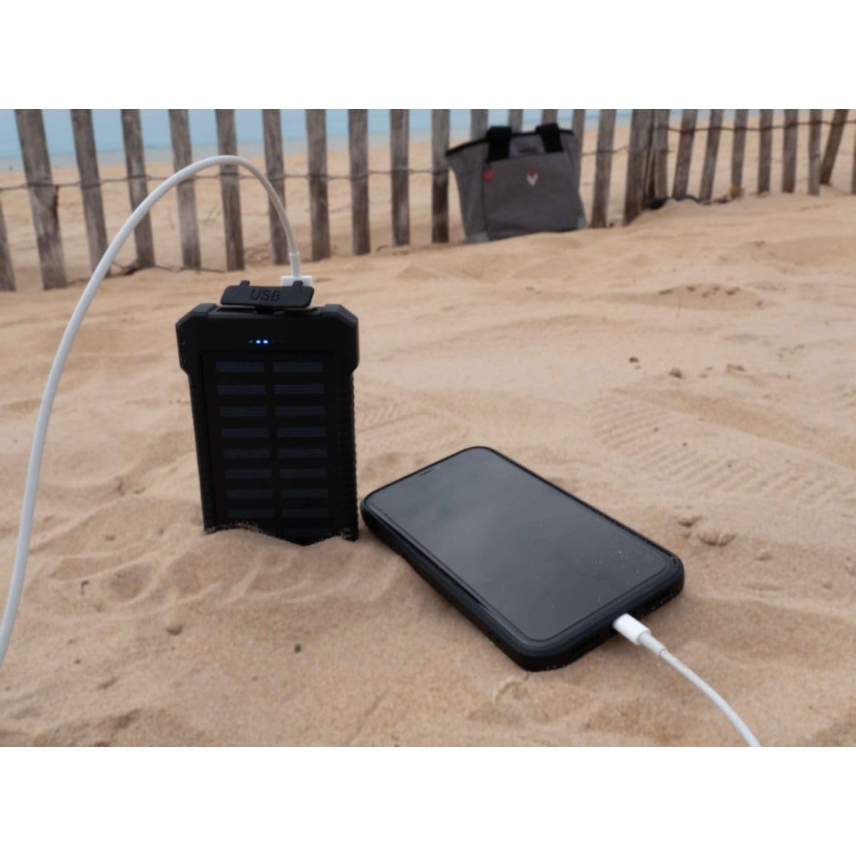 Cool Ride - Kit Support Telephone Velo et Batterie Externe Solaire - pour Tous Les Smartphones de 4,7" à 8" - Certifiée IPX-4 - Accessoire vélo, Trottinette, VTT, VTC, vélo de Ville, vélo Pliant
