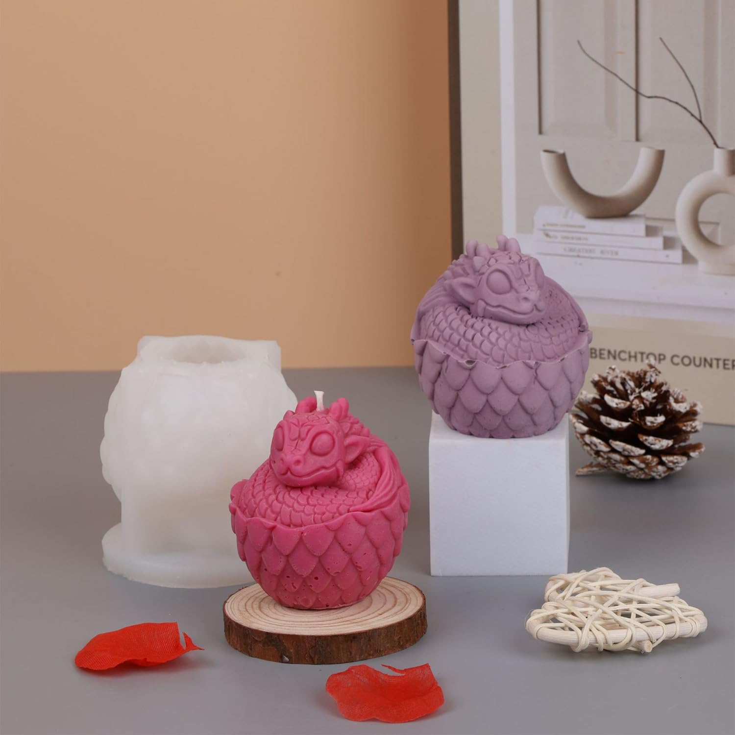 Dragon Egg Scented Candle Silicone Mold for Easter DIY Crystal Dragon Baby Drops Silicone for Resin Dinosaur Home Decoration Animal Resin Cartoon Mold