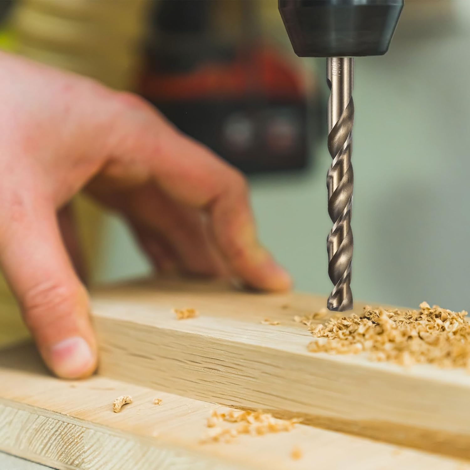 HARFINGTON 4pcs 1/4" Hex Shank Drill Bit 7/16" Gold Oxide M35 High Speed Steel Twist Drill Bit 135 Degree Split Point Tip Drilling Tool with Quick Change Hex Shank for Metal Wood Plastic