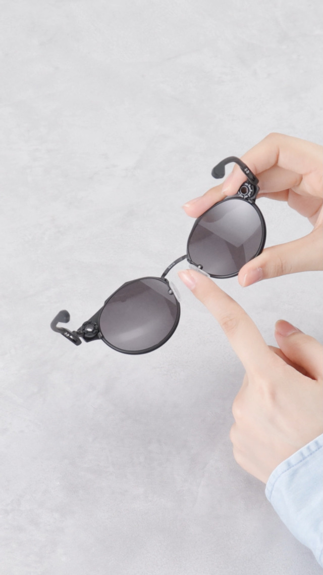 Amazon.com: Oakley Sunglasses for Men OO6046 Deadbolt Titanium