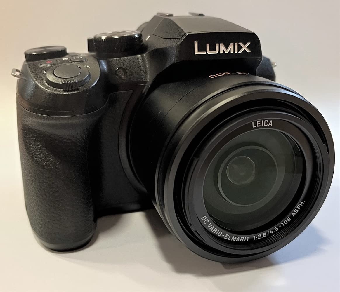 Panasonic Lumix FZ 330 Bridge Kamera Set SLR 12,1 MP MOS 4000 x 3000 Pixel 1/2,3 Zoll Schwarz – Digitalkameras (12,1 MP, 4000 x 3000 Pixel, MOS, 24x, 4K Ultra HD, Schwarz)