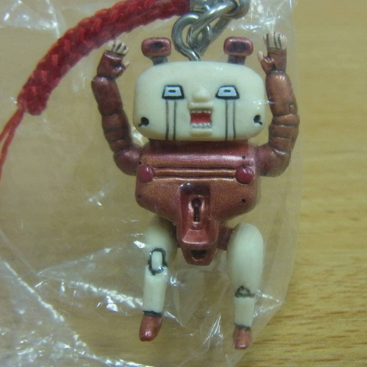 Amazon.co.jp: 吉田戦車 伝染るんです ガチャガチャ 機械 かわうそ君