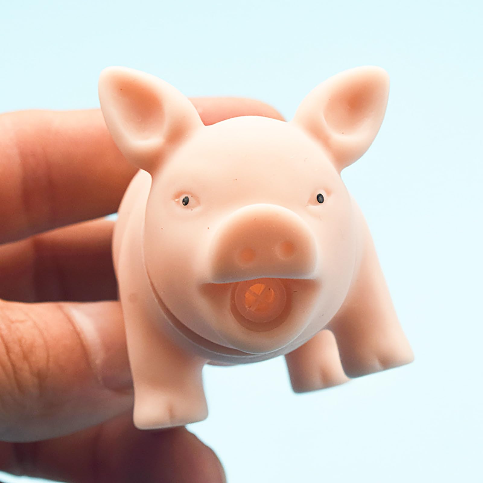 Screaming Pig Toy, 7x5cm, Soft Rubber, Funny Squeaky Sound Stress Relief Toy, Interactive Piggy Toy with Portable Design - Image 3