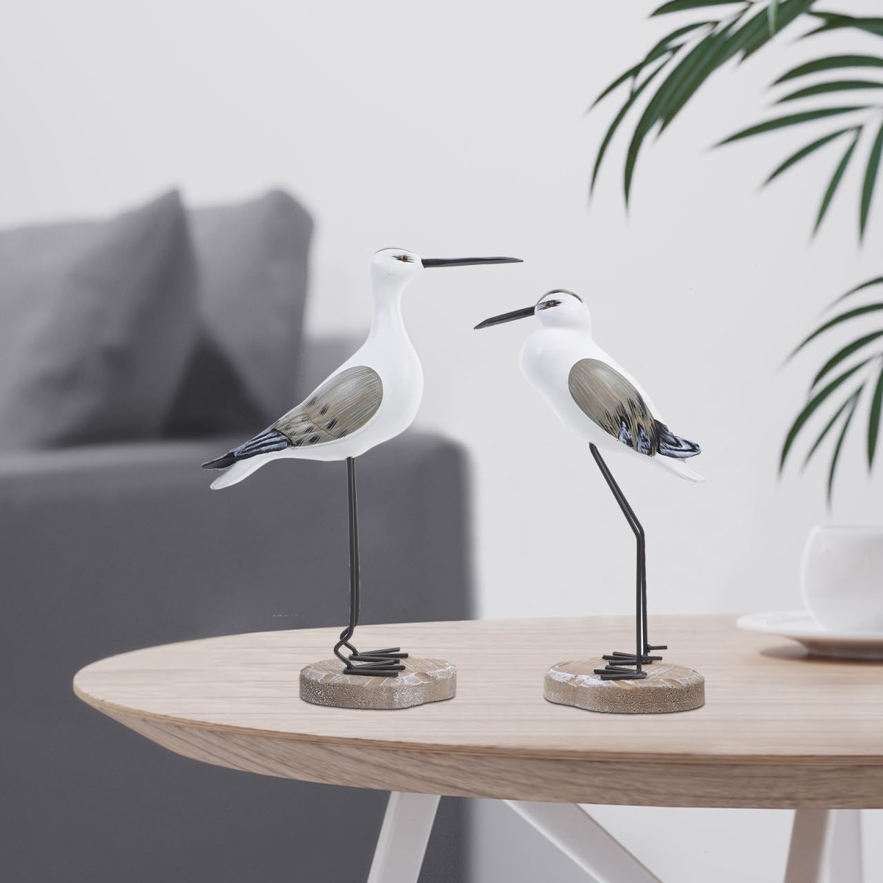 Wooden Seagull Figurine 2pcs Garden Sea Bird Statue Mediterranean Style Bird Sculpture Ocean Beach Desktop Ornament for Home Office Outdoor Decor Brown