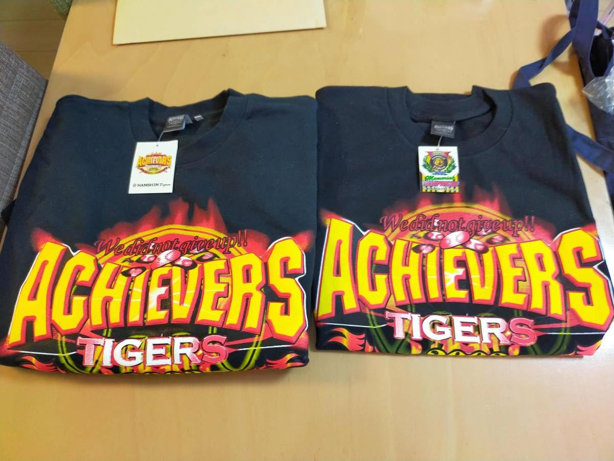Amazon.co.jp: 阪神タイガース 2003優勝ビール掛けTシャツ / 2003 