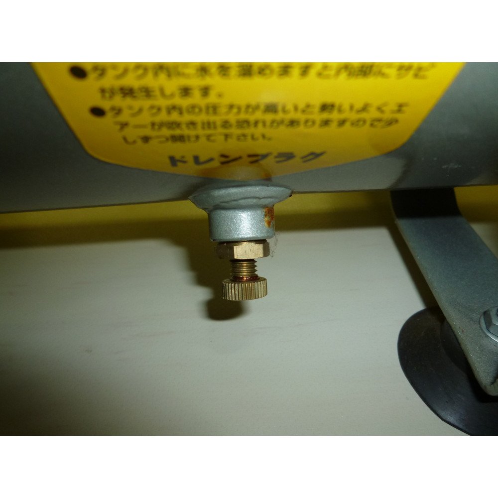Amazon | SHINSEI シンセイ 静音オイルレスコンプレッサー 30L EWS-30 