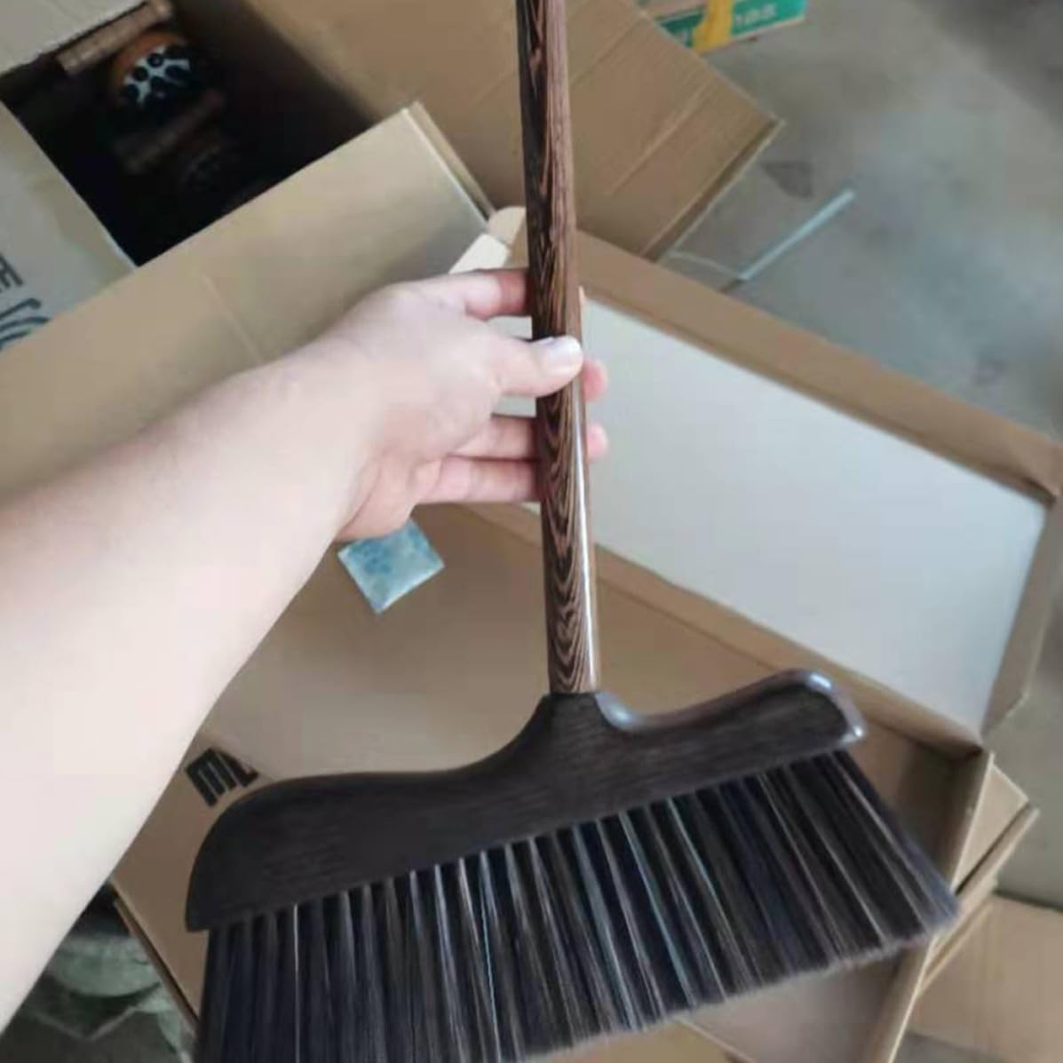 UKCOCO Escoba Manual de Madera de Alas de Gallina, Escoba de Barrido de 3 Tramos, Cerdas Suaves, Portátil, para Limpieza Interior y Barrido de Patio