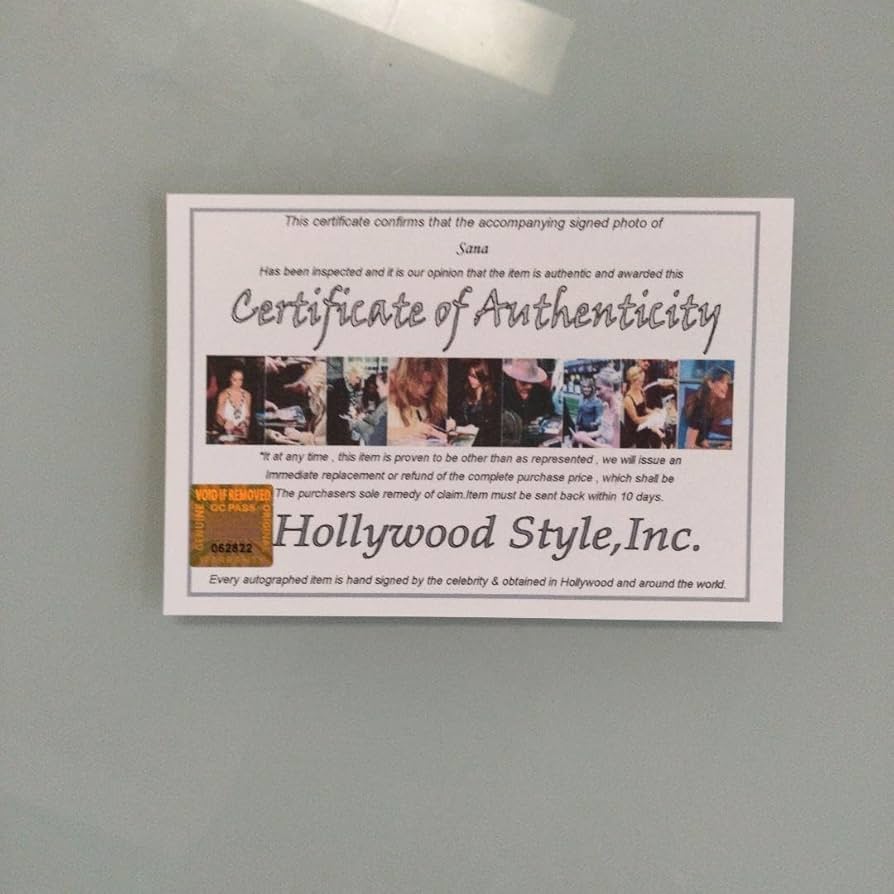 サナとジョンヨンとチェヨン直筆サイン入り2Lサイズ写真…TWICE… セール中…サナとミナとジョンヨン直筆サイン入り2Lサイズ写真