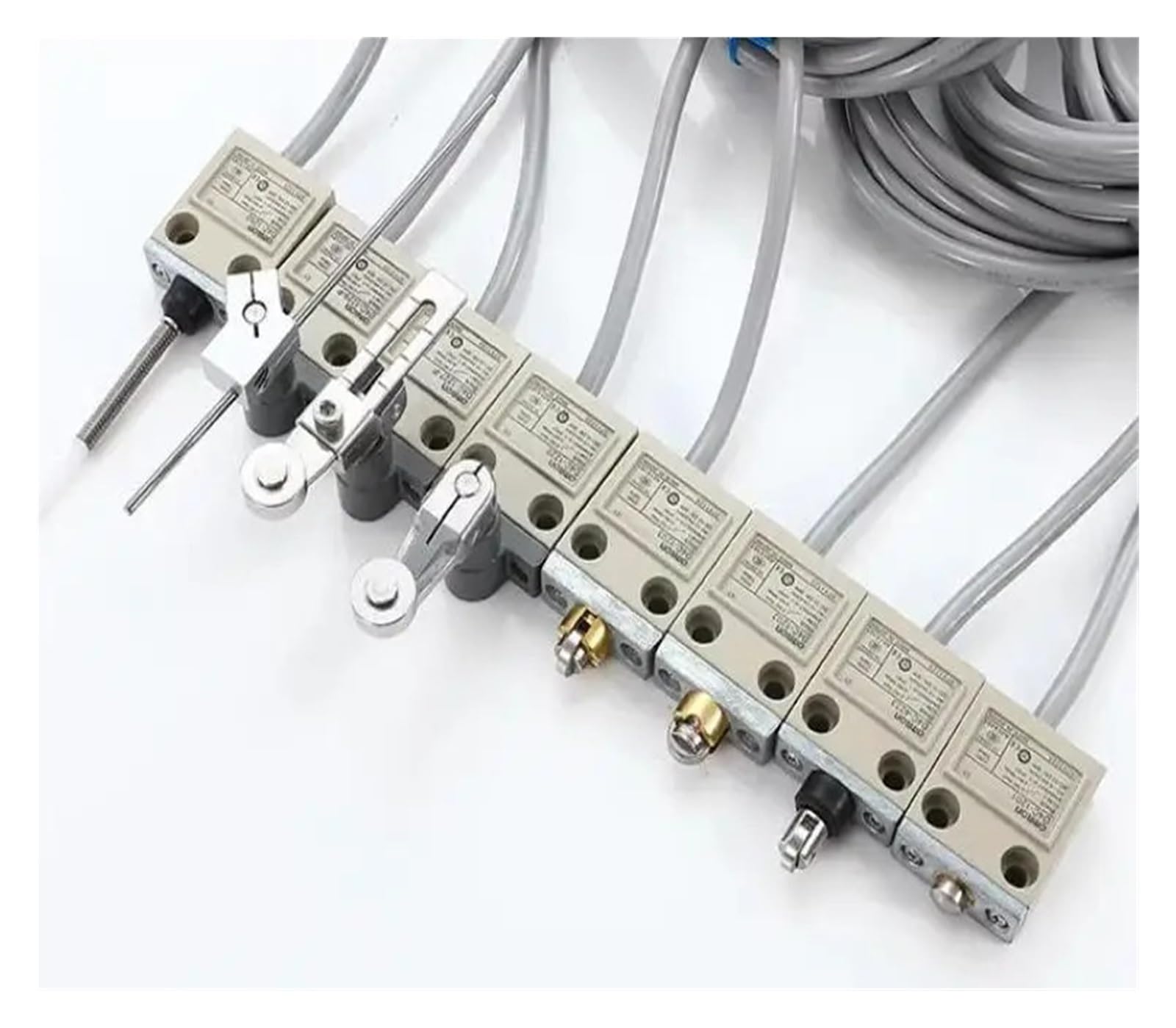 1pcs Waterproof Travel Limit Switch D4C-1202 D4C-1201 D4C-1203 D4C-1233