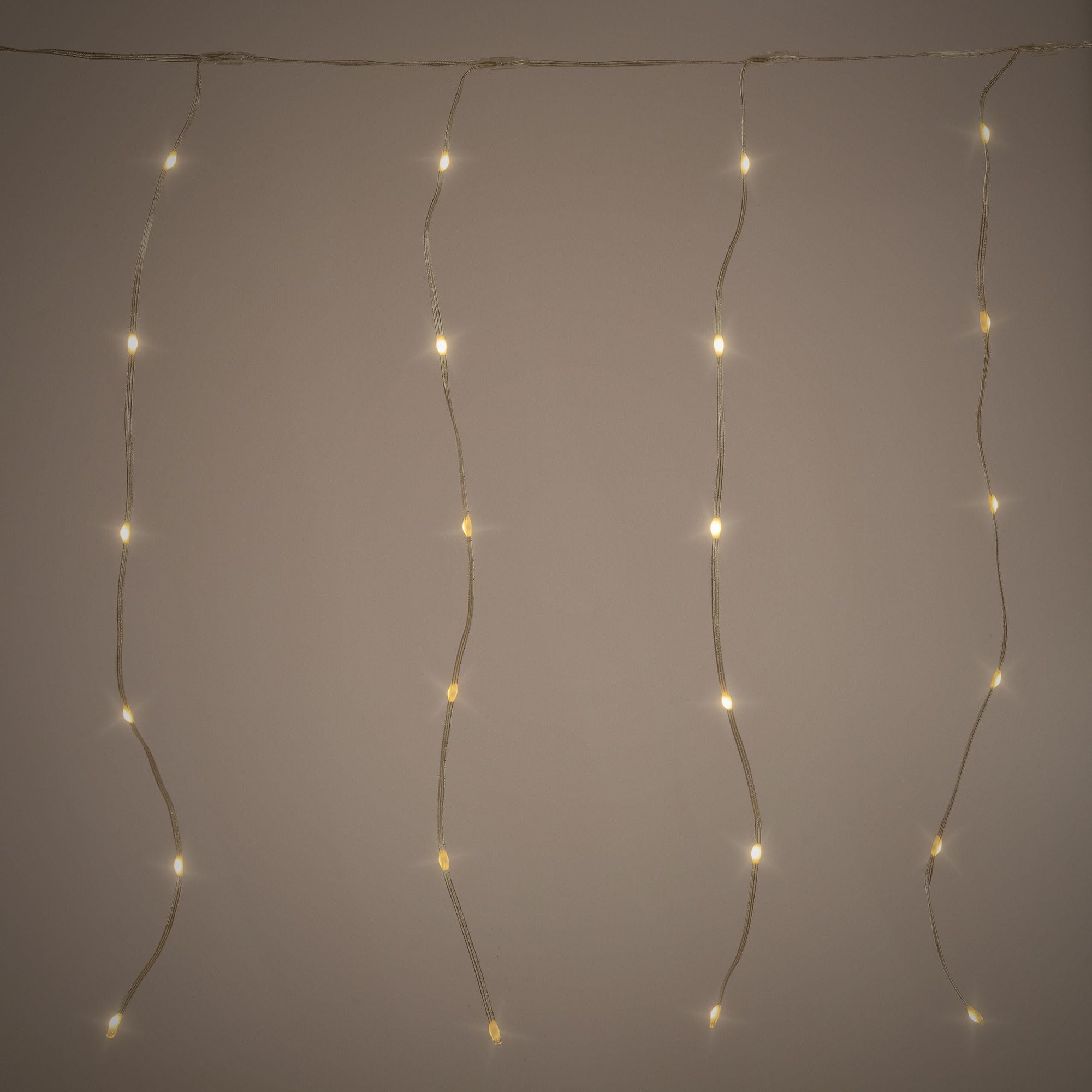 ECD Germany LED Lichtervorhang 6m, 240 LEDs Warmweiß, Timer, 19 Modi, Weihnachtsdeko Innen/Außen, 40 Stränge, LED Lichterketten Vorhang mit Fernbedienung, Weihnachten Fenster Lichterkettenvorhang