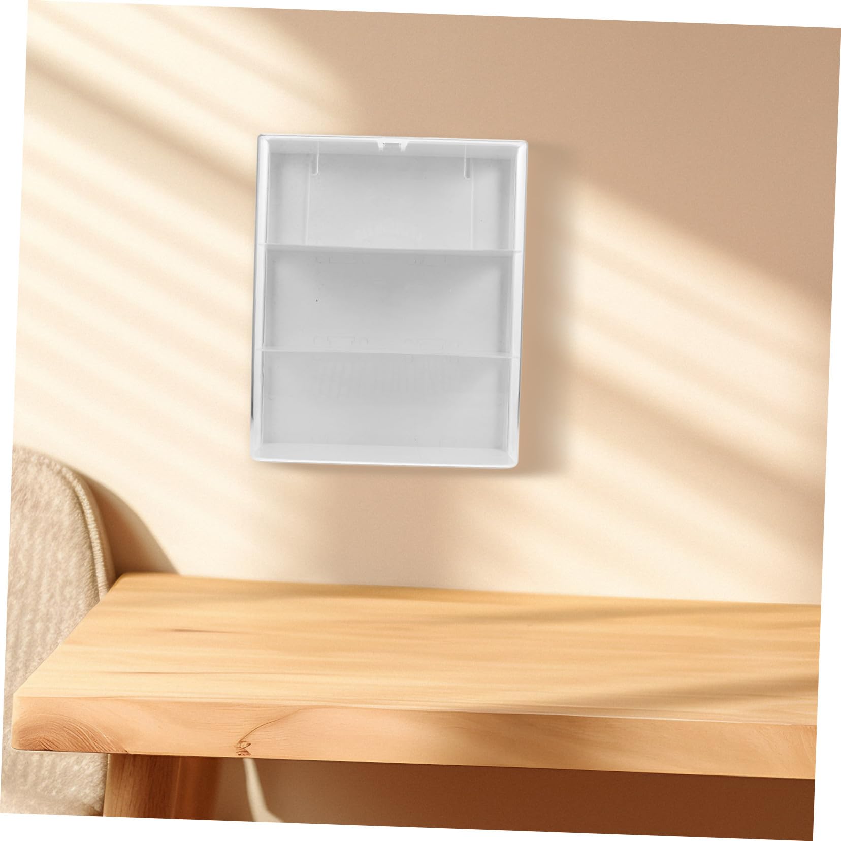 Transparente Wandmontage Vitrine aus Acryl Verstellbares Displaygehäuse mit Tür Multifunktionale Aufbewahrungsbox für Sammelfiguren und Blind Boxen Robust Kratzfest Platzsparend