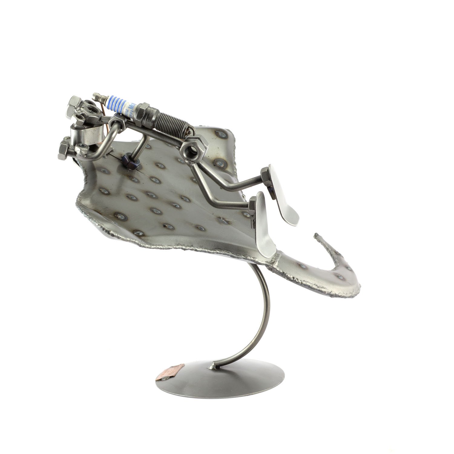 Steelman24 I Nuts and bolts sculpture Diver With A Ray I Handmade ornaments I Made in Germany I I Metal figurine