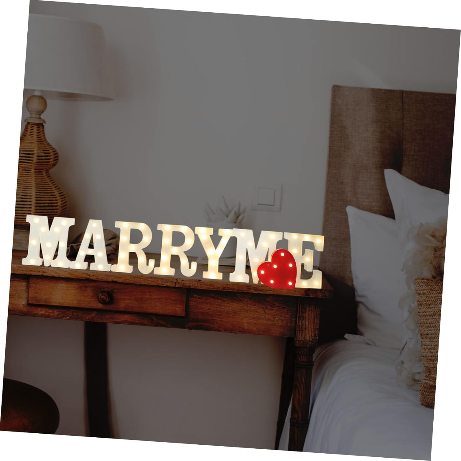 Cabilock 8pcs Led Alphabet Lights Battery-Powered Decorative Letter Signs for Weddings Birthdays Events Unique Home Decor for Parties Celebrations